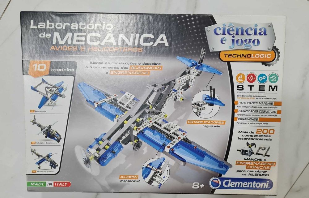 Jogo de construção de avião (tipo Lego) - Clementoni