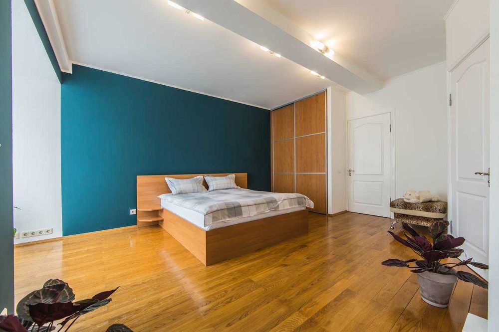 3-к квартира 90 м² | Центр | Палац Україна | ГАЗ; вул. Велика Васильківська, 112.