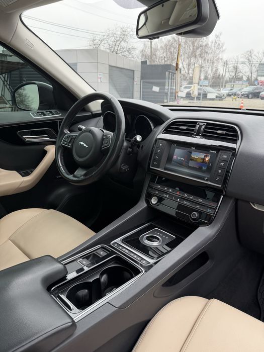 Jaguar F-Pace 2,0 дизель