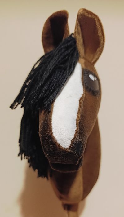 Hobby horse A4, gniady, nowy