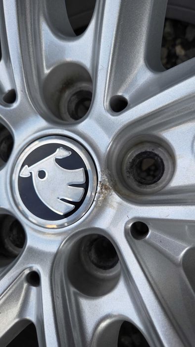 Koła VW Skoda BMW Seat Audi Mercedes MG 18 cali 5x112 ET30 245/45