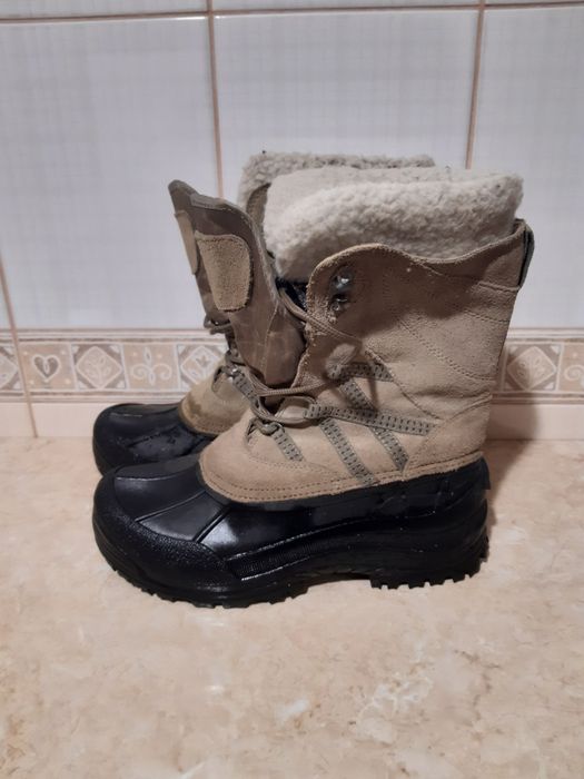 Зимові чоботи типу sorel