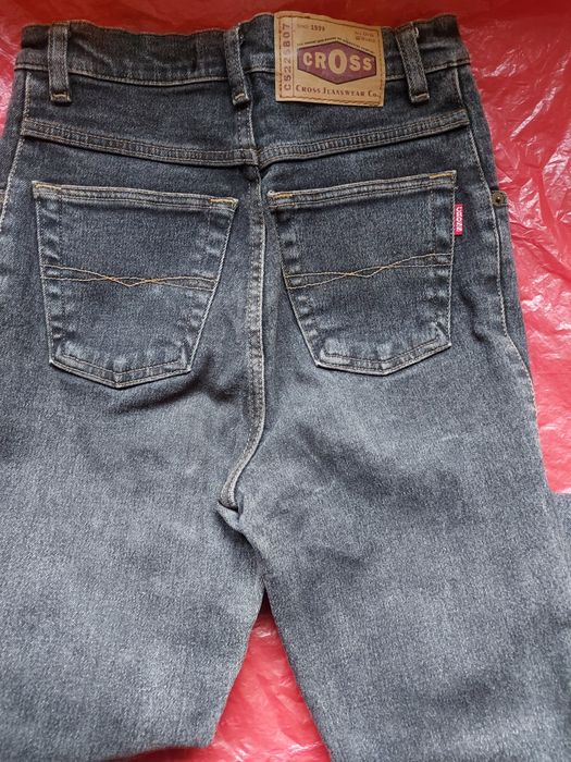 Spodnie jeans czarne dziecięce wiek 14/15 lat firma CROSS