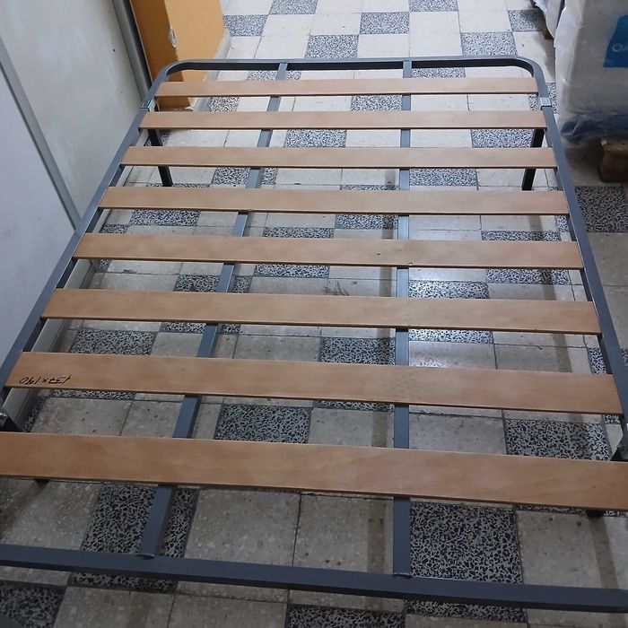 Cama com colchão