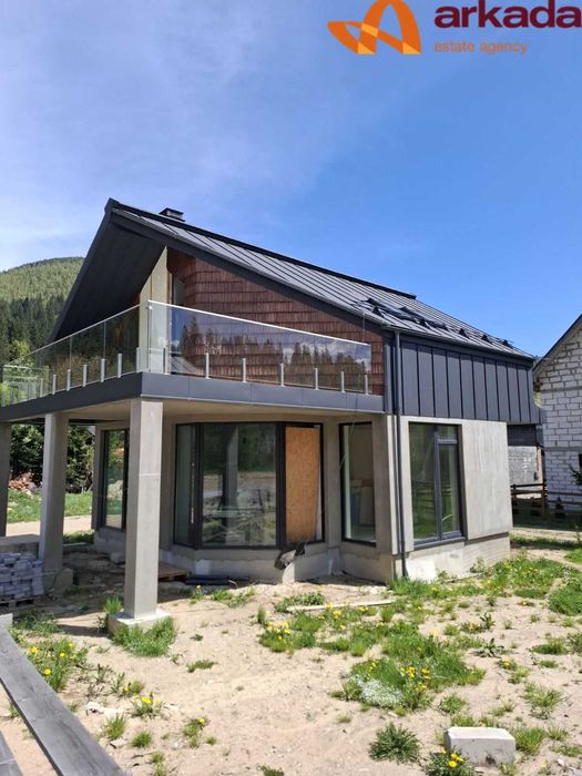 Продається будинок в котеджному містечку біля річки! Карпати/Татарів