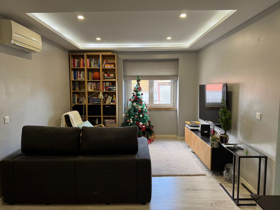 T3 Renovado Junto ao Jardim Dr. João Gomes Patacão, Lisboa