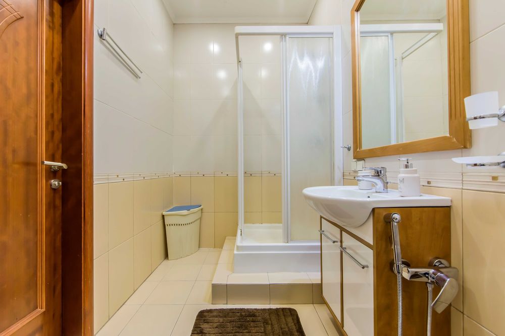 2к квартира на Печерську, Коновальця, 32в, центр