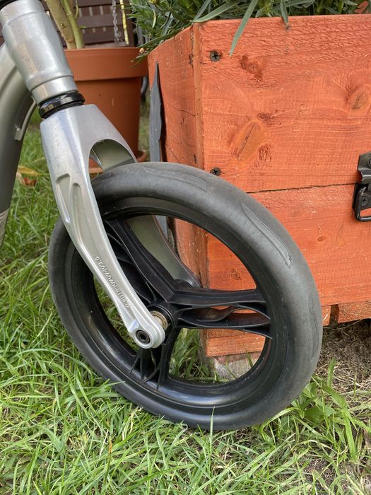 Rowerek biegowy do nauki równowagi