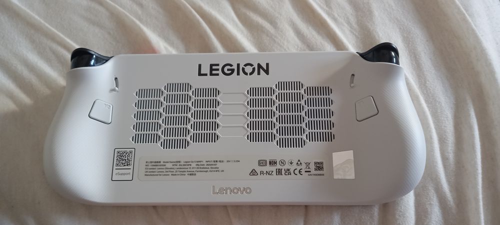 Lenovo  legion go s