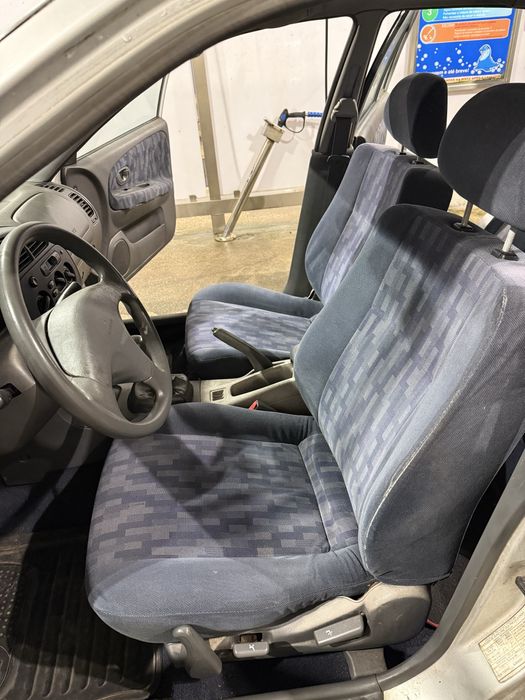 Mitsubishi Lancer 1.3