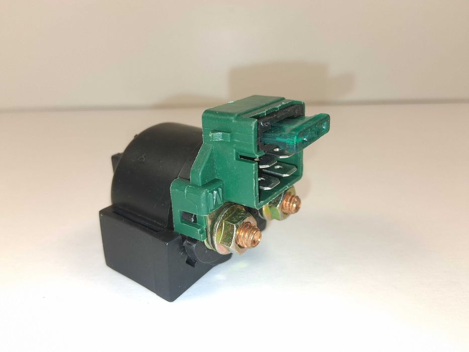 N184 Przekaźnik Rozrusznika Z Bezpiecznikiem 30A