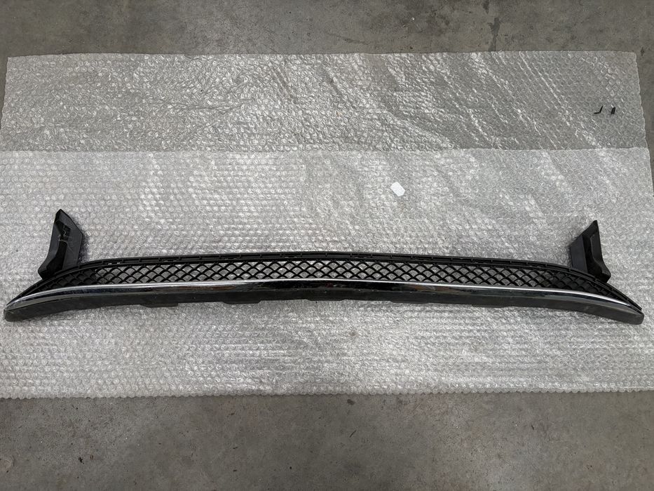 MERCEDES B KLASA W246 LIFT 14 - 18 kratka dolna zderzaka przod  A2468850053