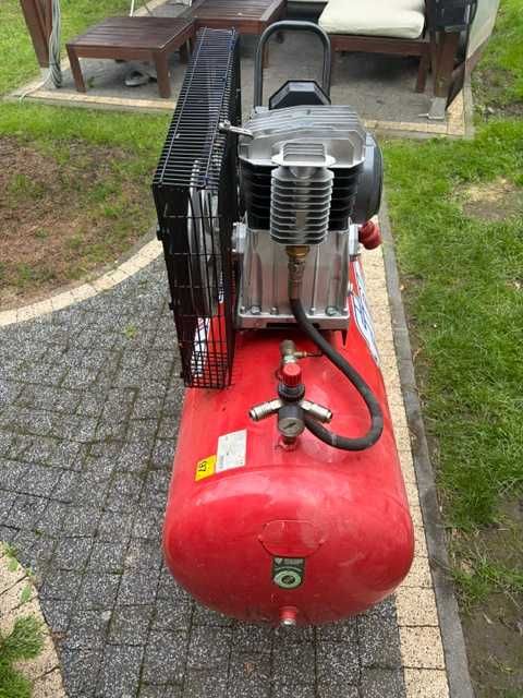 Sprężarka 200 li. Jak nowa z nową pompą .