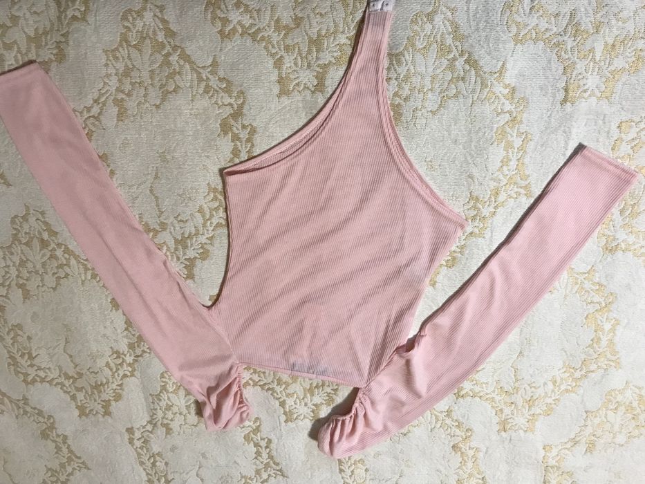 Жіноче боді в рубчик