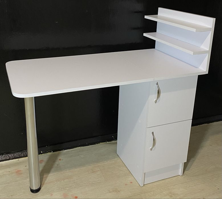 Стіл манікюрний .Стол маникюрный