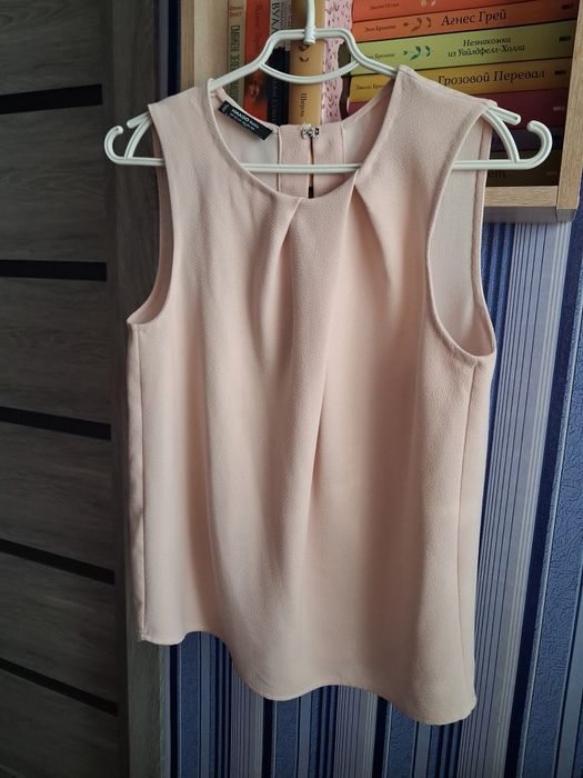 Бежева блуза Mango