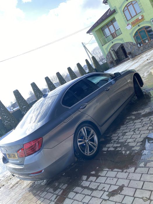 Продам бмв ф10 2013