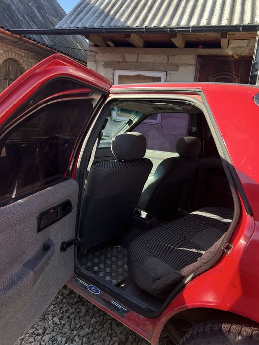 Ford sierra 1988 року