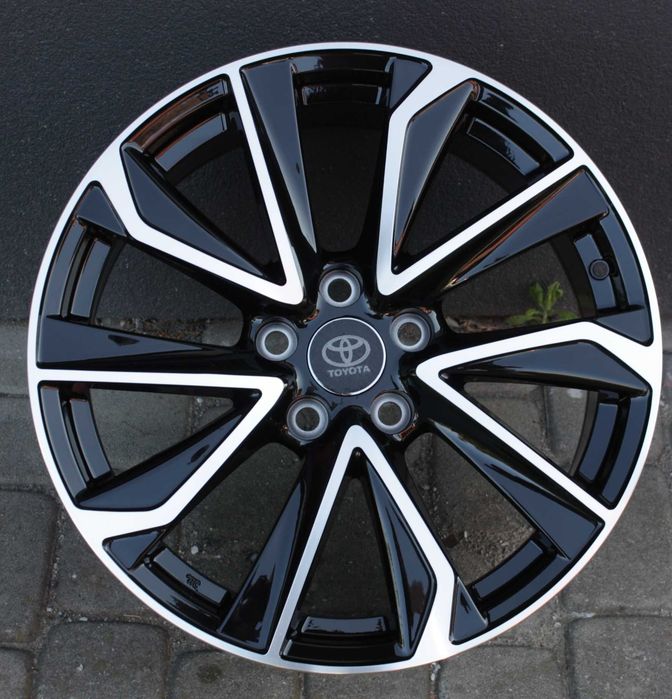 Nowe felgi alufelgi 18 5x114,3 8.0J et40 60.1mm Lexus toyota rav4 is es corolla camry corolla cross yaris cross lexus nx honda mazda kia hyundai