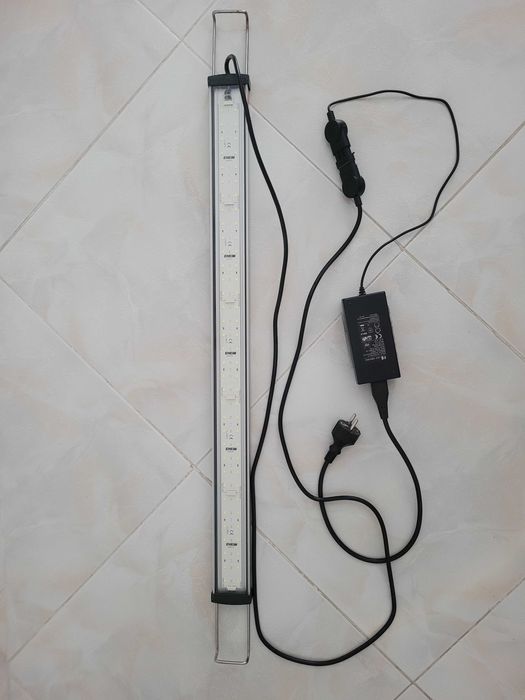 Calha de Iluminação LED em alumínio para aquários