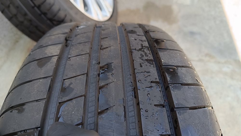 4 x GoodYear Eagle F1 235/45/18 94W