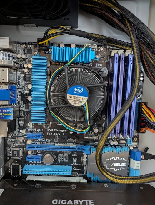 Ігровий комп'ютер (Intel Core i7 3770, 16GB RAM,  GTX 1080 8GB,  SSD 256 GB, PSU 750W)