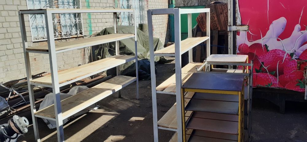 Столики для инструментов столы полки железные уголок 5 мм