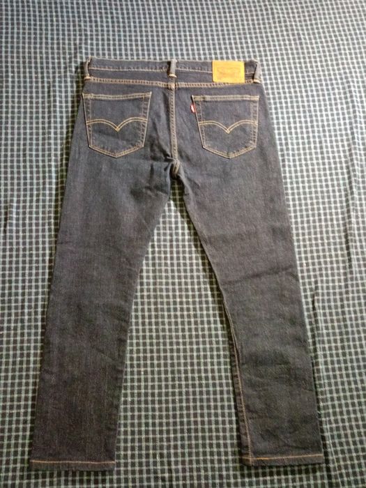 Женские джинсы Levi's w34L32 model 519