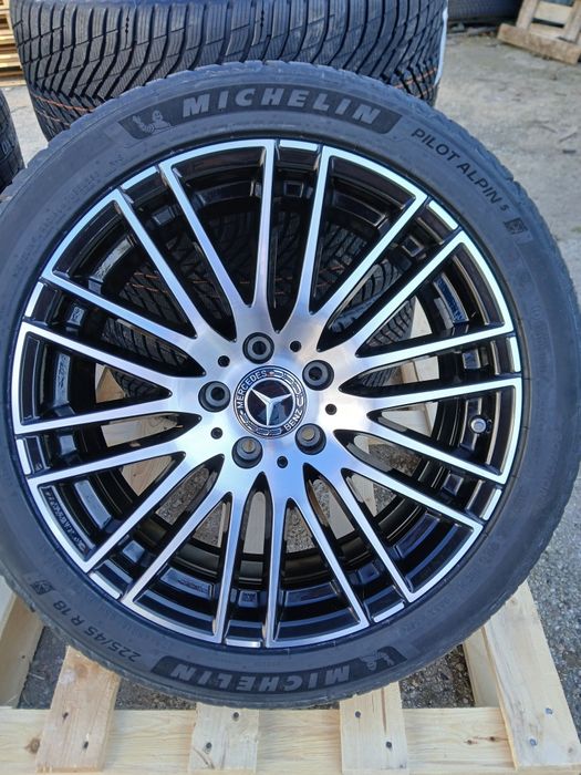 Komplet nowe koła zimowe mercedes w206 c-klasa 225/45r18 michelin MO