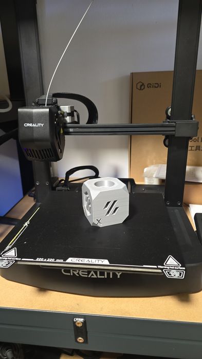 Impressora 3D - Creality ender 3 SE