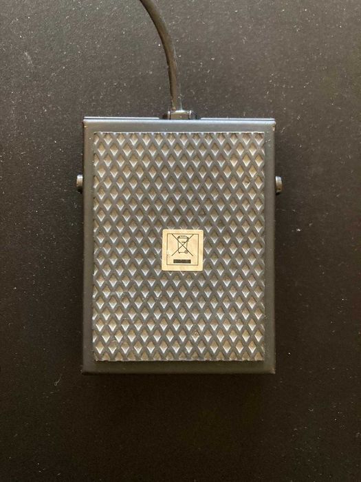 Pedal Sustain / Footswitch M-AUDIO para Teclado MIDI / Piano Digital