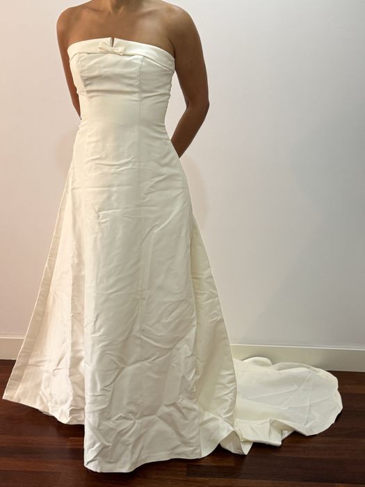 Vestido de noiva cai-cai