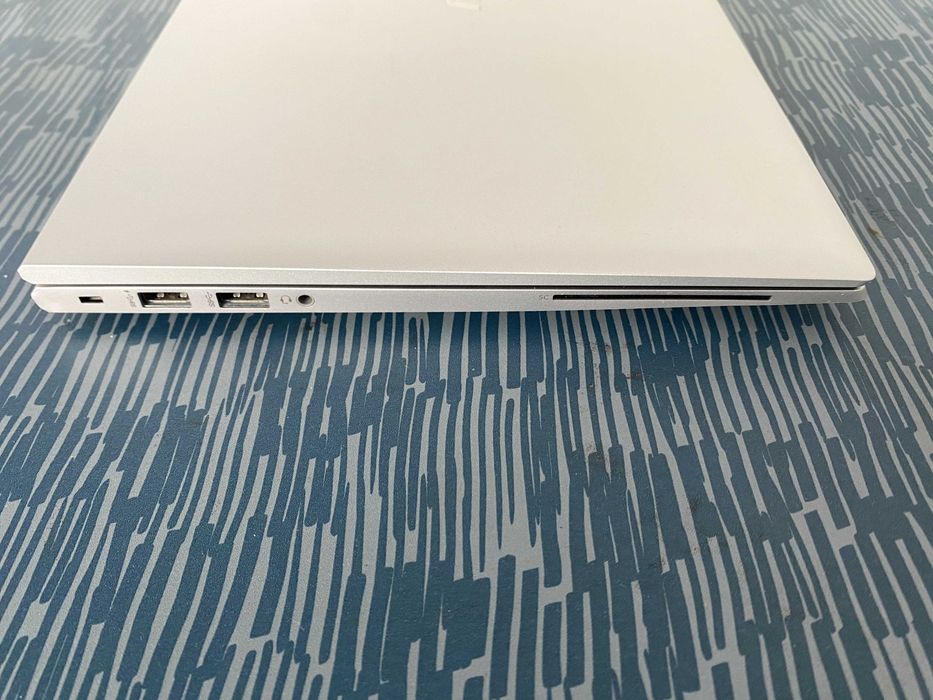 Portátil HP EliteBook 840 G7 | Intel i5 10ª Gen | 16GB RAM | SSD 256GB