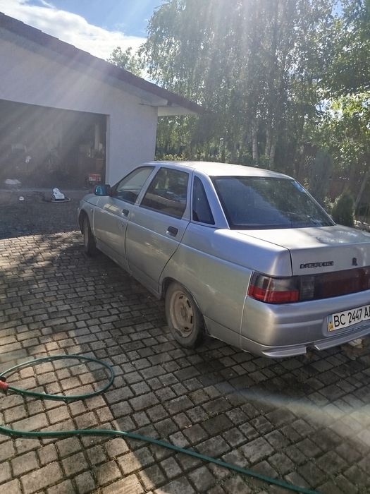 Автомобіль ВАЗ 2110
