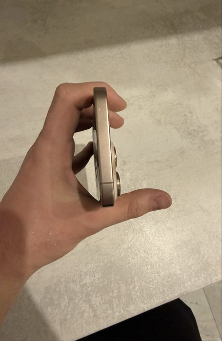 Iphone 16 pro max 256 розбитий esim