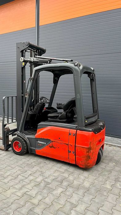 LINDE E 18 elektryczny triplex  przesuw
