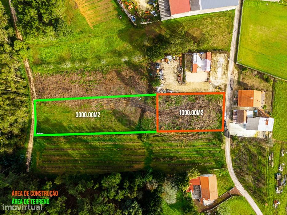 Terreno para construção de 2 Moradias