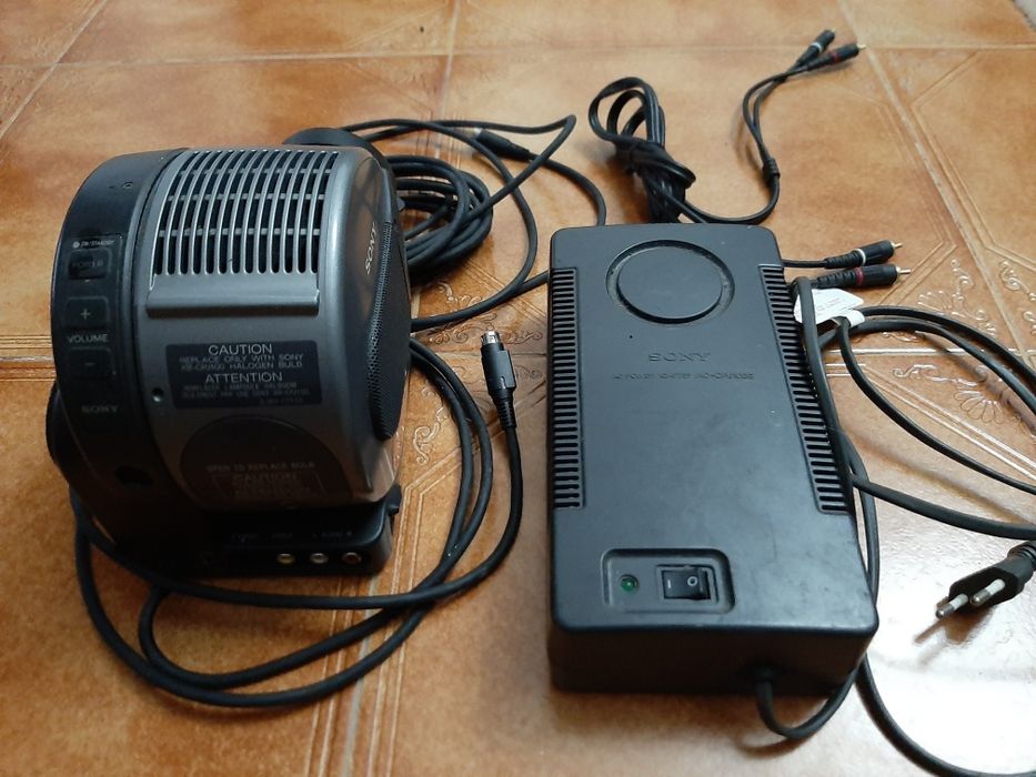 Projetor Sony CPJ 200E