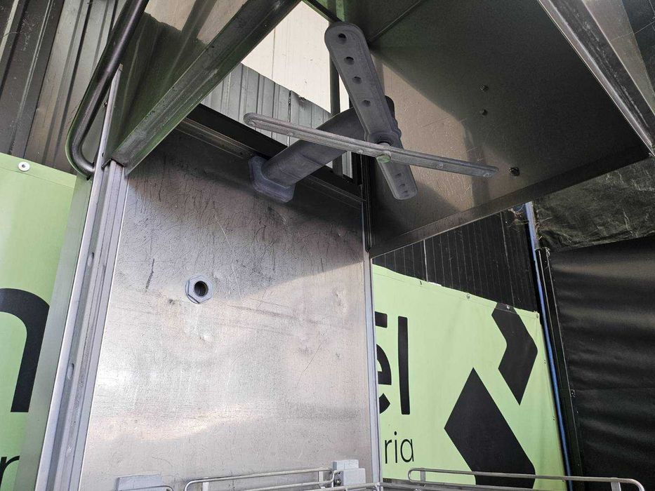 Máquina de lavar loiça de capota muito nova