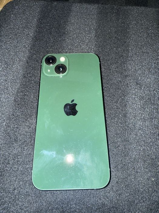 Iphone 13 128 GB verde em exelente estado / telemovel e cabo