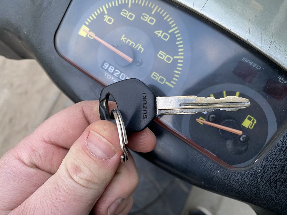 Японский скутер с документами Suzuki Lets 2