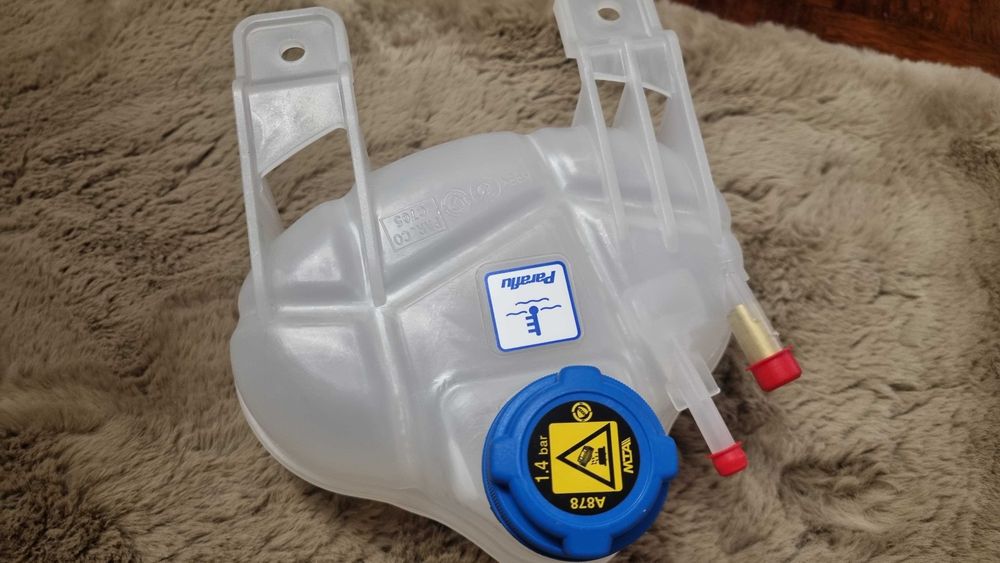 Depósito liquido refrigeração para carro Alfa Romeo