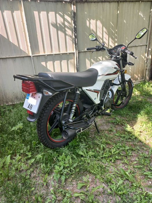 Мотоцикл Lifan BTR-200 LF-175-CC