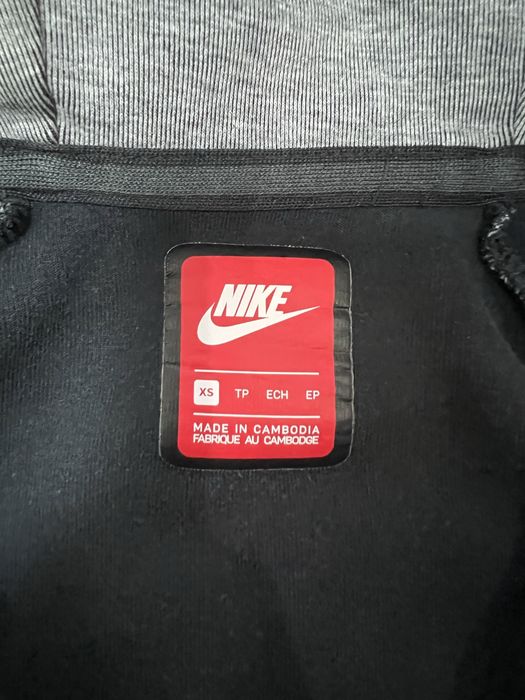 Зіпка nike tech fleece