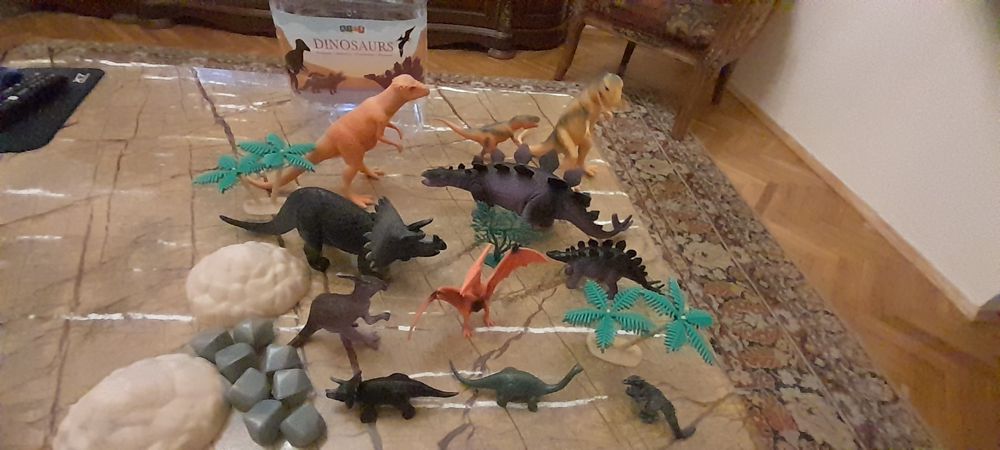 Набір іграшок  'Динозаври "