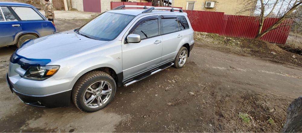 Mitsubishi Outlander 2003