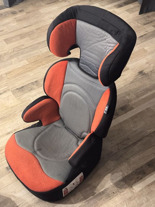 Дитяче автокрісло mothercare 15-25 кг  та 22-36кг