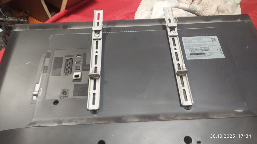 Телевизор Samsung smart tv полный комплект