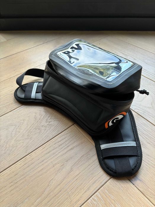 Torba na zbiornik Buckin’ Roll Tank Bag Giantloop