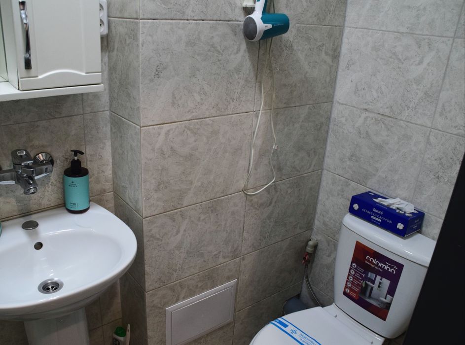 Квартира студія подобово та погодинно